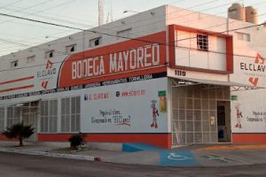 Ferretería Plomería Eléctricidad – El Clavo (Gral Félix Ortega Águilar) en La Paz