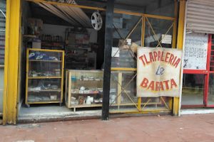 Tlapalería La Barata en Coyoacán