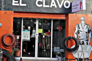 Ferretería El Clavo en Durango