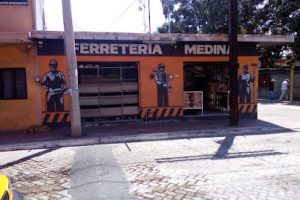 Ferretería Medina en Manzanillo