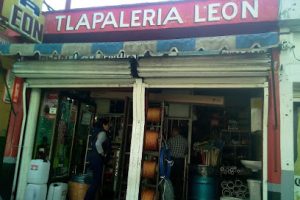 Tlapalería León en Naucalpan