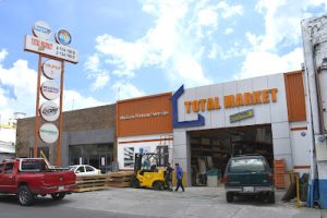 Total Market Tlapalero Suc. Toluca en Toluca