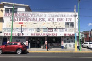 Herramientas y Tornillos Universales S.A. de C.V. en Iztapalapa