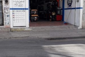 Tornillería y Ferretería Triple AAA (Av. Álvaro Obregón) en Campeche