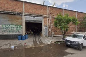 La Casa de Los Tornillos en Guadalajara