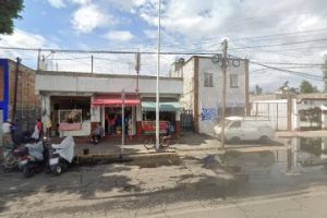 Ferretería Flores en Xochimilco