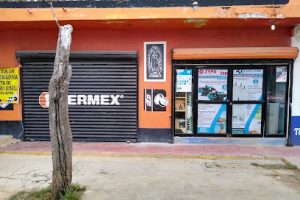 Ferretería y Materiales Leal en Juárez