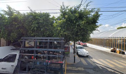 Ferretería El Oso en El Pueblito