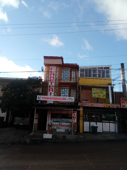 Ferretería y Plomería Palenque en Nogales