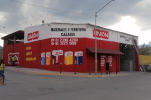 Materiales y Ferretería Cazares en Juárez